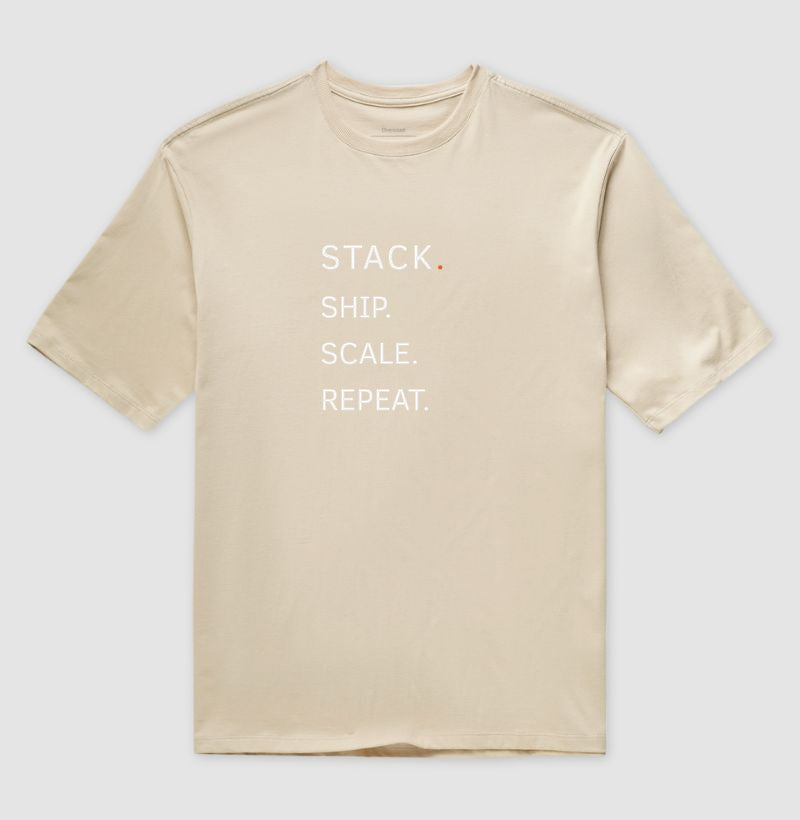 Camiseta Oversized Stack.Ship.Scale.Repeat.